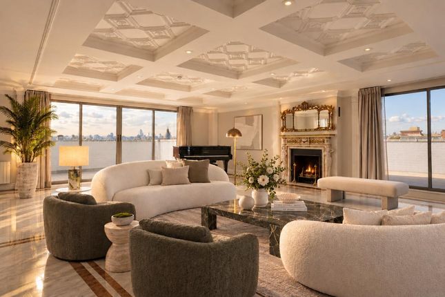 6-bed flat on Knightsbridge, London, £65,000/mo