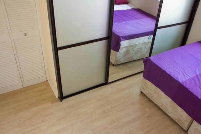 ROOM C, ST MARKS ROAD W11, London photo 4