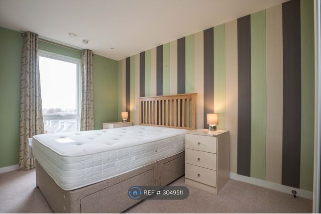 Rivington Apartments, Railway Terrace, Slough photo 4