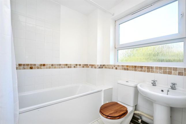 31, Westdown House, Hartington Place, Eastbourne photo 4