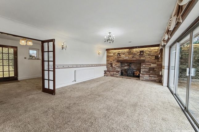 Windy Ridge Farm, Bull Lane, Stoke-on-trent photo 4