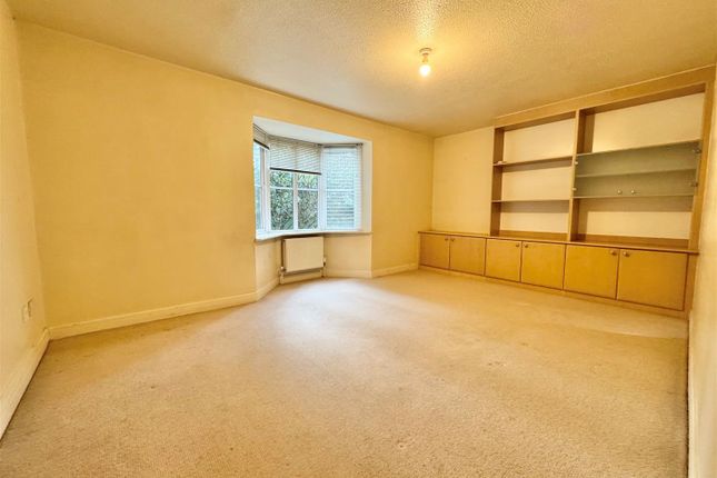 14, Chamberlain Drive, Wilmslow photo 3