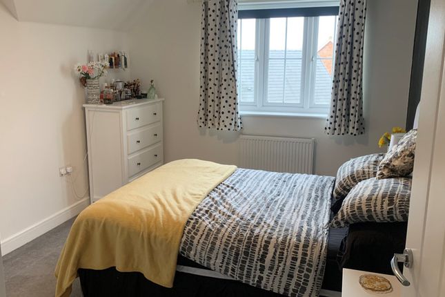 Flat for sale in 99 Peckham Chase, Chichester