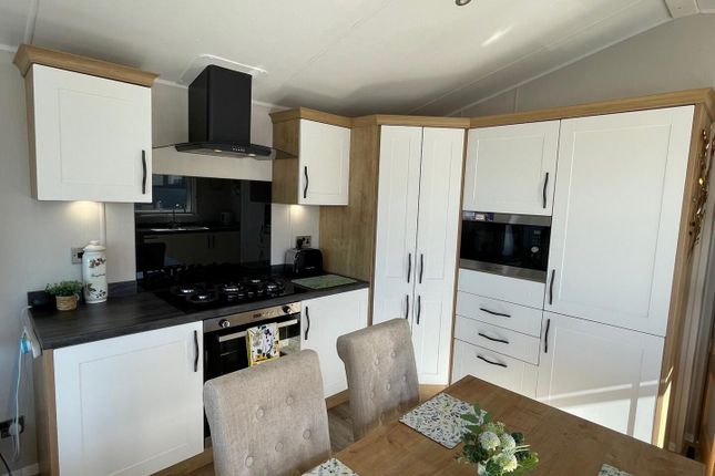 30, Premier Row, Edithmead Caravan Park, Edithmead photo 2