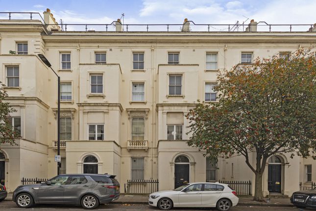 Flat for sale in Porchester Square, London