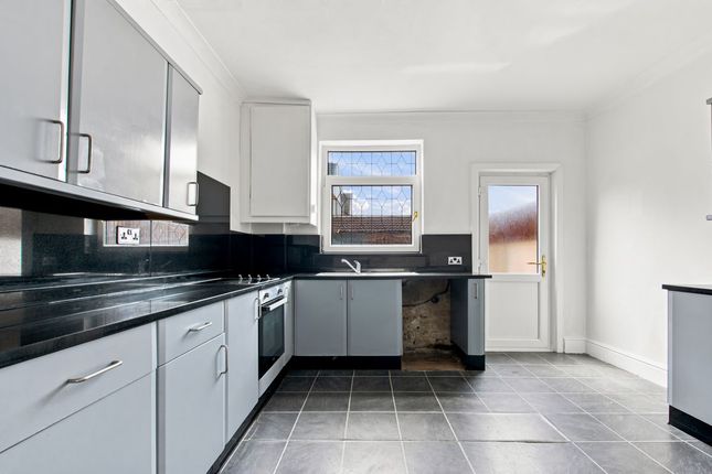 13 Edna Street Bolton-Upon-Dearne, Rotherham photo 2
