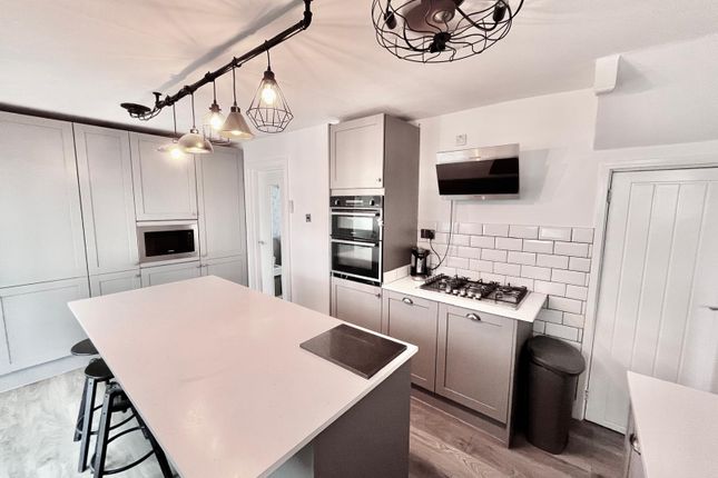 15 Byron Drive, Newport Pagnell photo 5