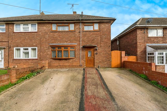 Semi-detached house for sale in Cheney Road, Luton, Bedfordshire