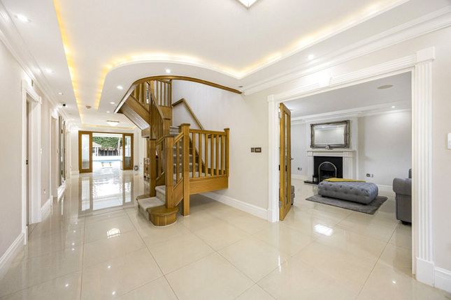 23, Tomswood Road, Essex photo 4