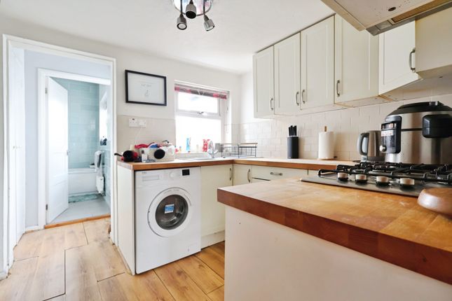 87, Clothall Road, Baldock photo 4