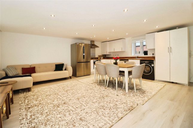 76, Gainsborough Avenue, Avon photo 3