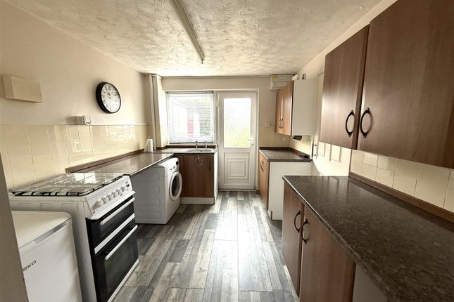 39, Aneurin Bevan Place, Rugeley photo 3