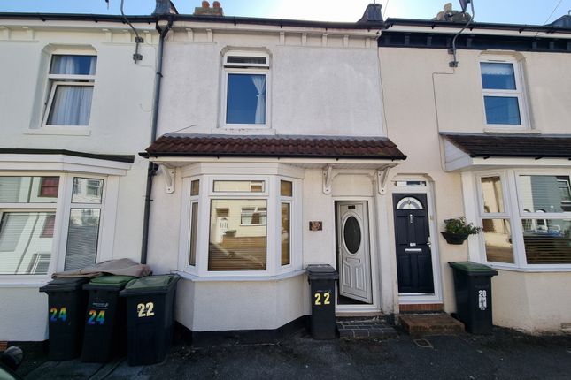 Thumbnail Property to rent in Lavinia Road, Gosport