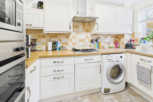 3 Farmers Court, Crowlas, Penzance photo 4