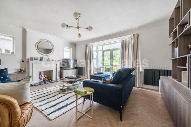 40, Hillside Grove, Mill Hill, NW7, London photo 4