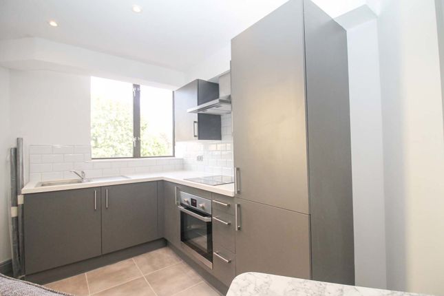 18, Liv Apartments, Bradford photo 2