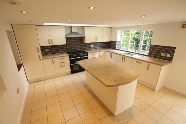 6, Chapel End, Northampton photo 4