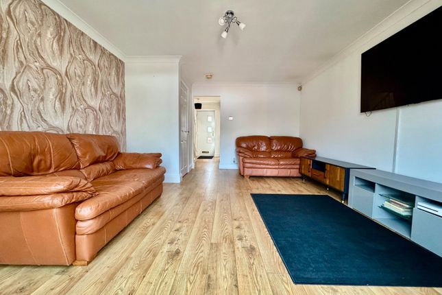 71, High Street, Sheerness photo 3