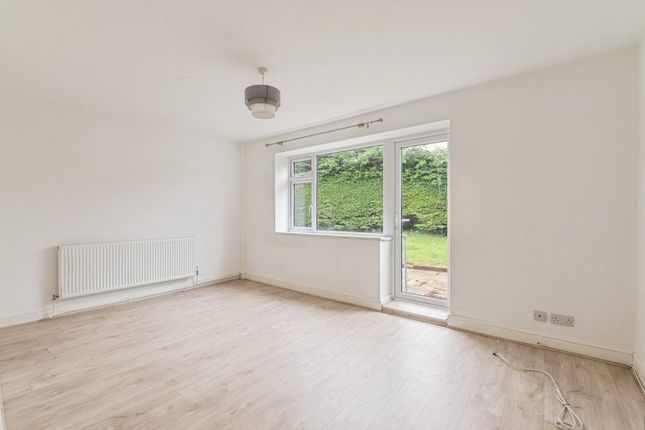 34, Shortlands Avenue, Ongar photo 2