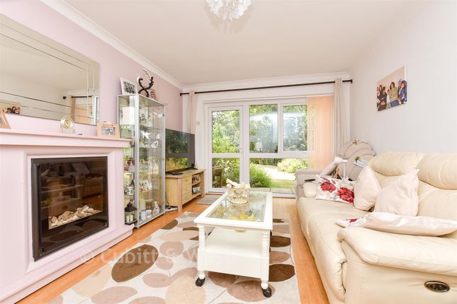 2-bed flat on 3, Timberhill, Ashtead, £350,000