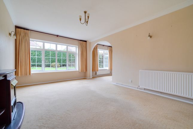 Link-detached house to rent in Aragon Place, Kimbolton, Huntingdon