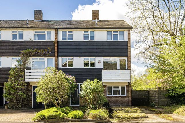 Thumbnail Terraced house for sale in Kenton Avenue, Sunbury-On-Thames