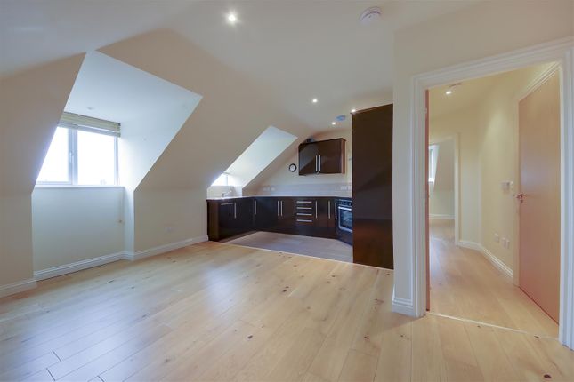 93, Brook Court, Radlett photo 4