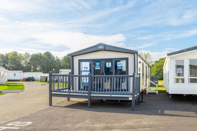 2-bed caravan on SG ABI Beverley, Coast Road, Lowestoft, £97,995