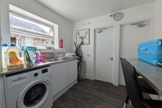92A, Broadway, Kent photo 3