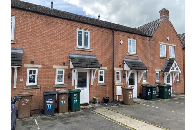 Thumbnail Town house for sale in Moray Close, Church Gresley, Swadlincote