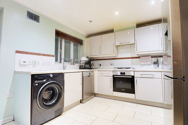 17, Dunoon Drive, Wolverhampton photo 2