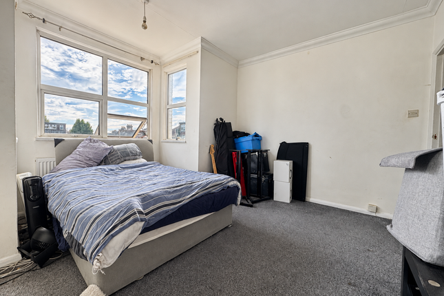 Brownhill Road, London photo 3