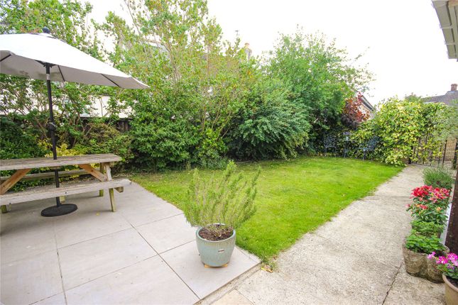 3, St Andrews Close, Devon photo 3