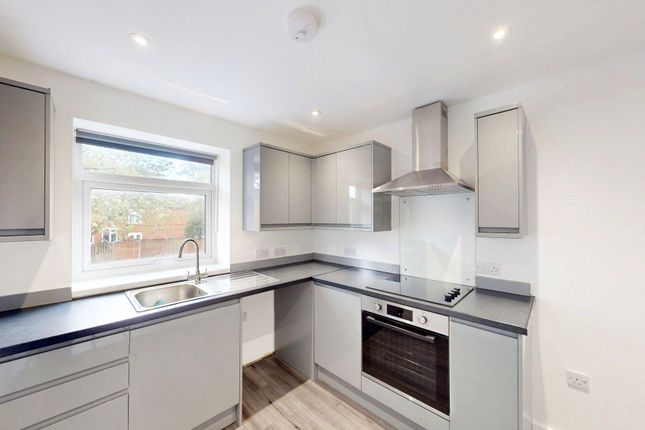 87 Wigan Road, Bolton photo 2