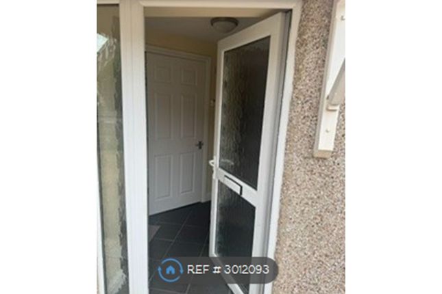 A Allington Way, Chippenham photo 2