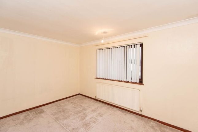2 Wilkinson Close, Chesterfield photo 5