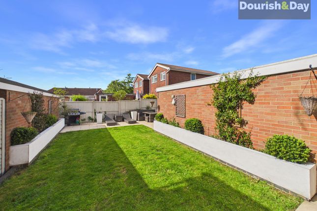 21 Delamere Lane, Stafford photo 4
