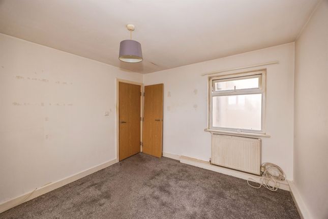Flat D, 247, Milton Road, Southsea photo 4