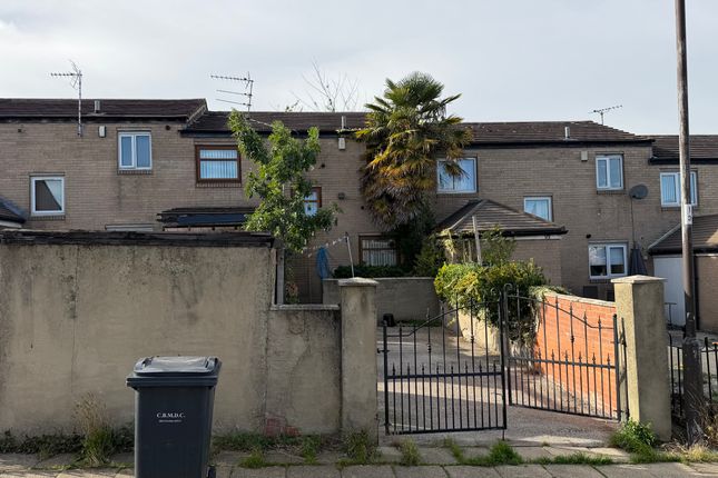 Wenborough Lane, Bradford photo 2