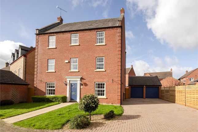 Thumbnail Detached house for sale in Linnet Close, Rugby, Warwickshire