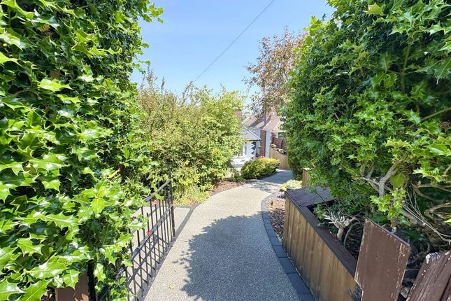 6, Livingstone Road, Poole photo 4