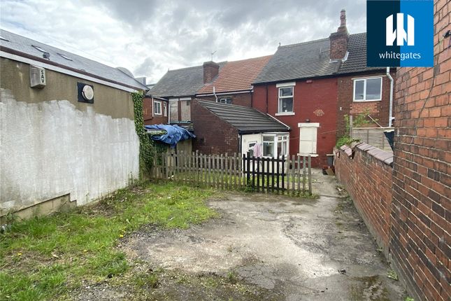 Thumbnail Flat for sale in Barnsley Road, South Elmsall, Pontefract, West Yorkshire