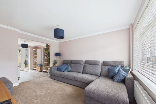 29, Lancaster Drive, Paignton photo 2