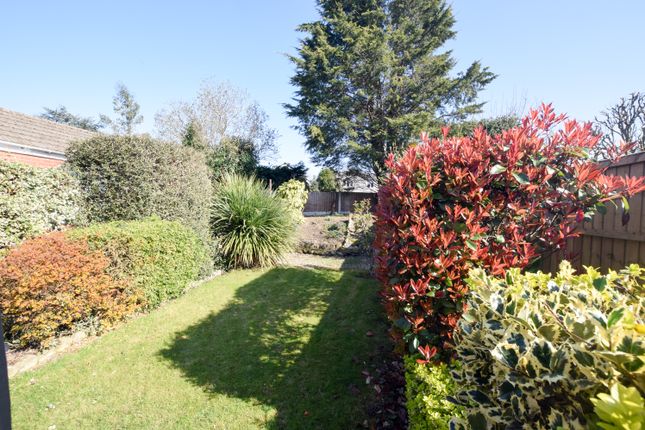 44, Hadley Gardens, Telford photo 4