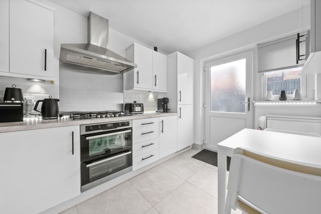 19 Craigswood Crescent, Glasgow photo 3