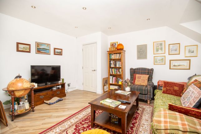 Flat 5, 124, Long Street, Atherstone photo 4