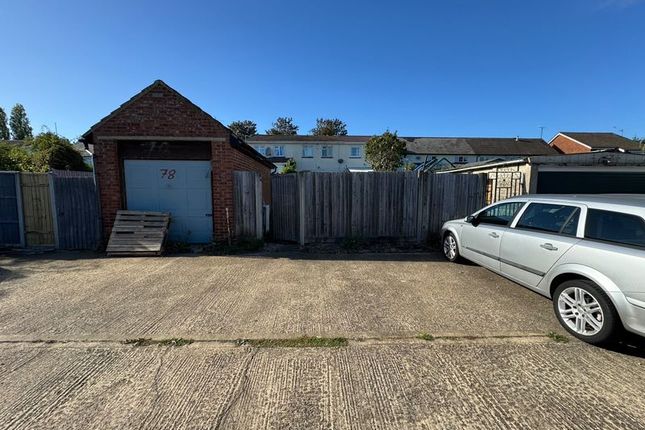 80, Bramingham Road, Luton photo 2