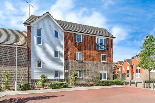 Thumbnail Flat to rent in Edward Vinson Drive, Faversham, Kent