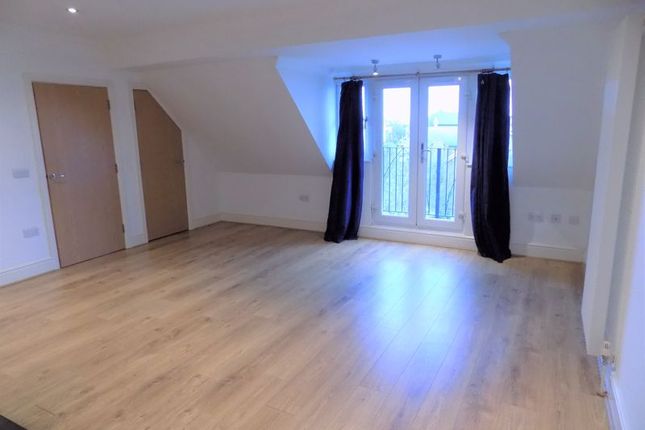 9 Windmill Court, Broadway, Sheerness photo 5