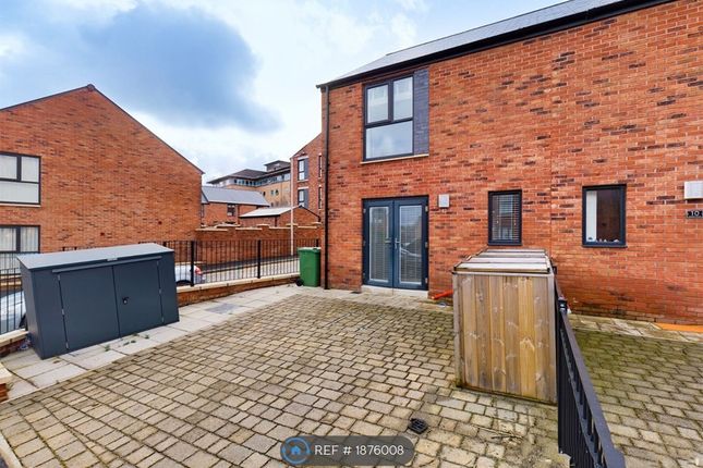Thumbnail Semi-detached house to rent in Banbury Street, Stockport